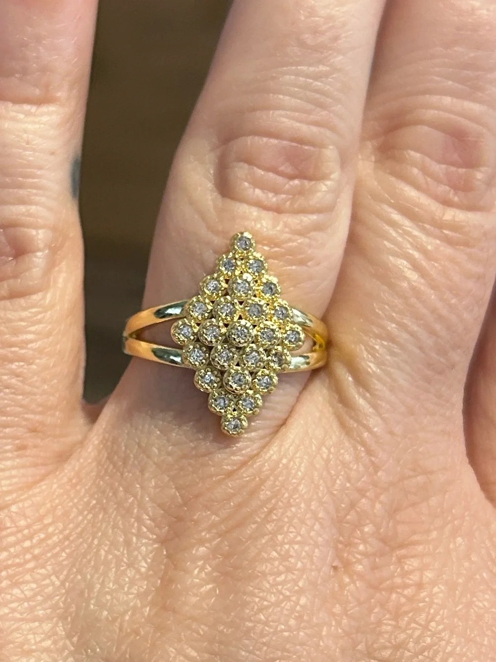 Crystal cluster ring size 8.6